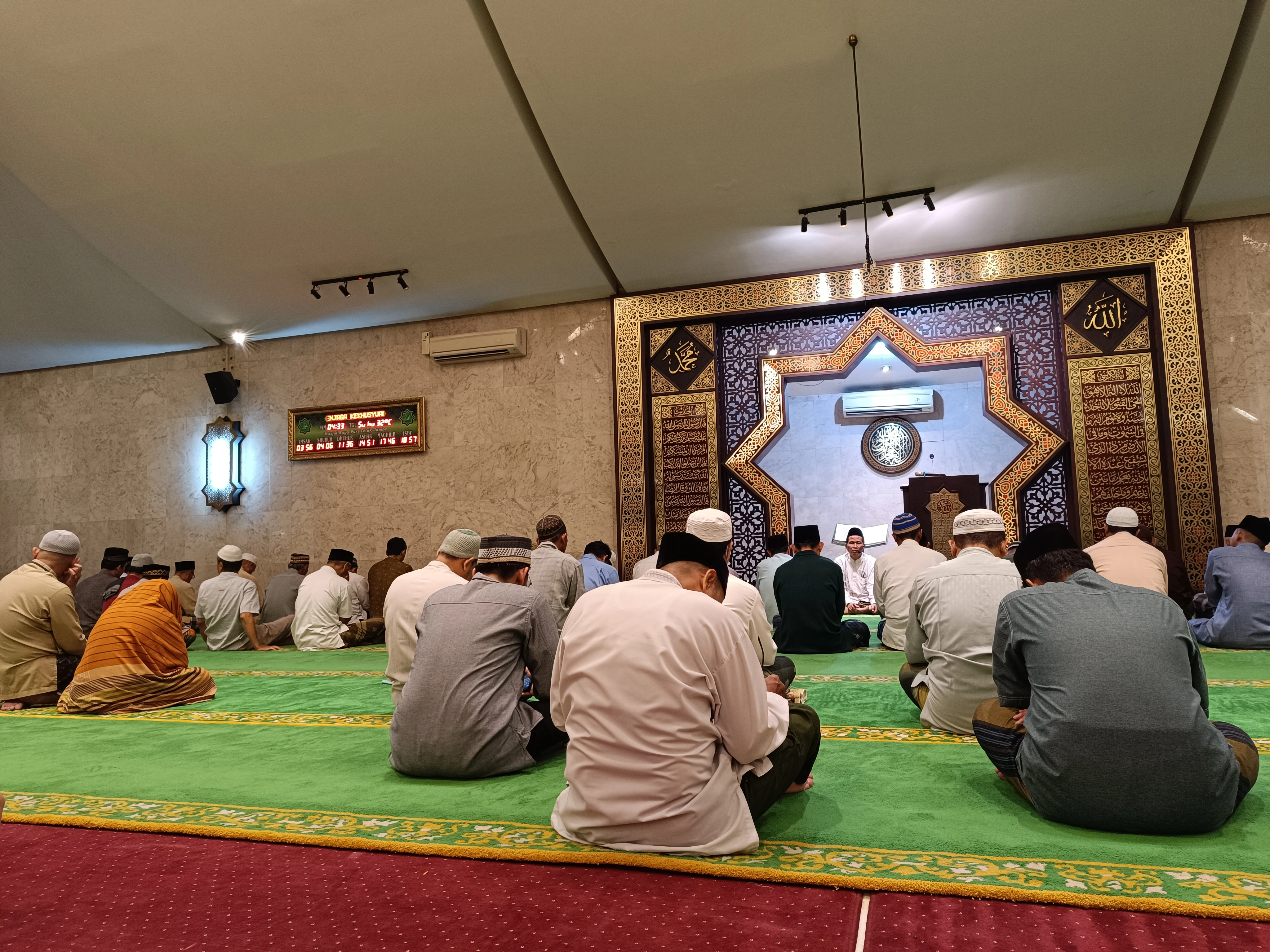 Kajian Rutin Ahad Pagi