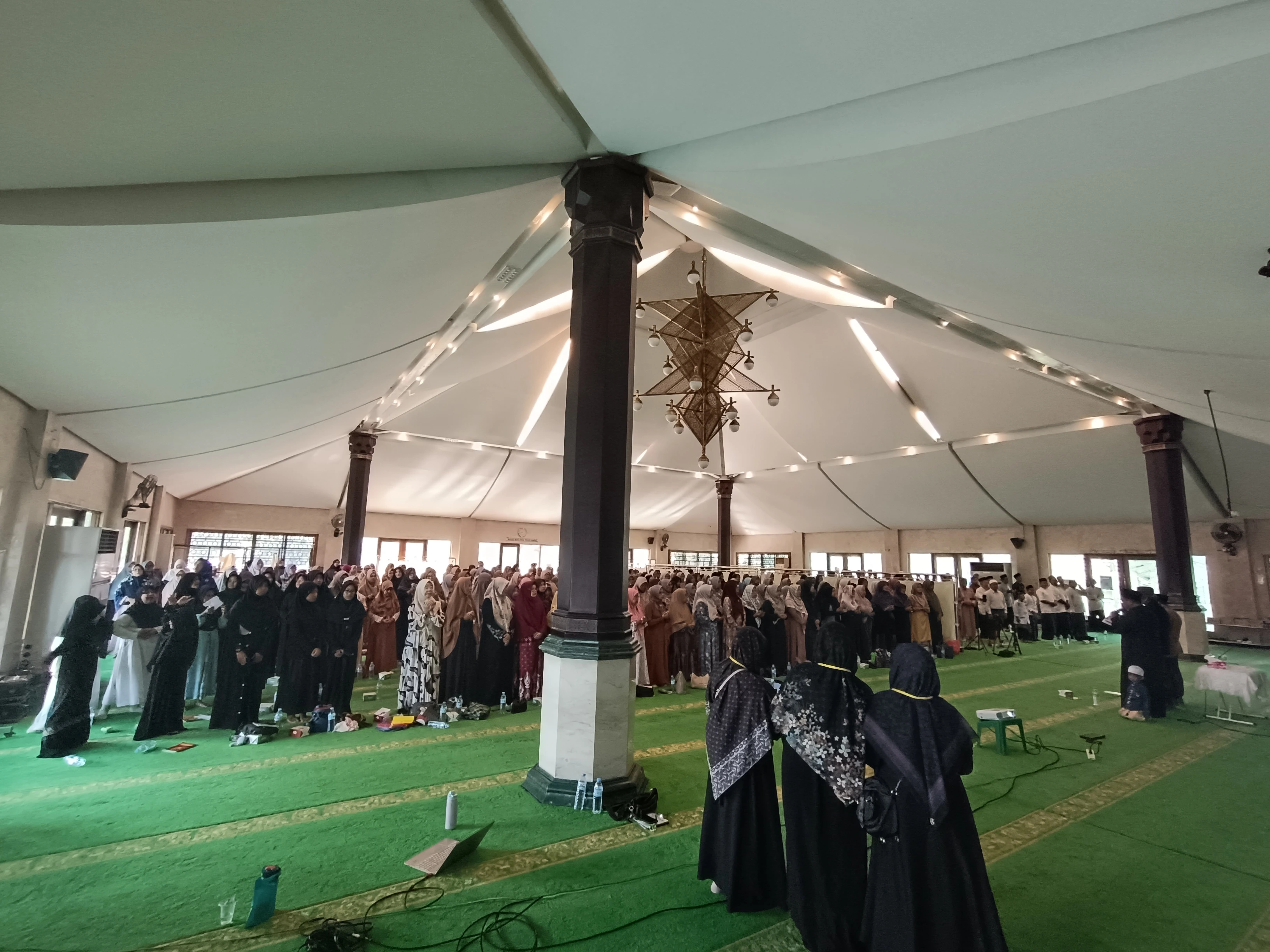 Kajian Rutin Kamis Siang (Khusus Akhwat)